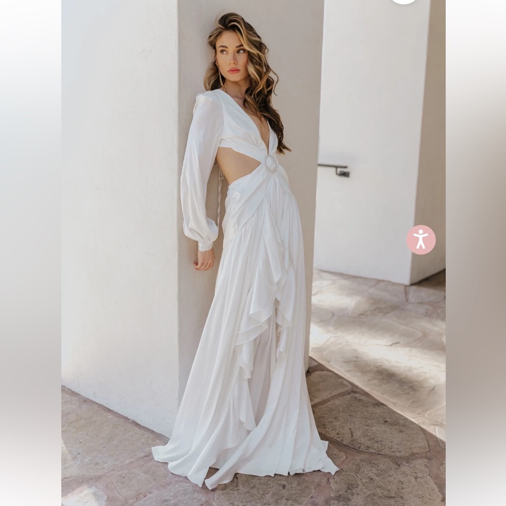 NWOT White Maxi Dress